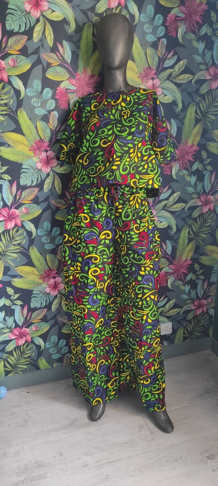 Ensemble pantalon +Top - photo numéro 3