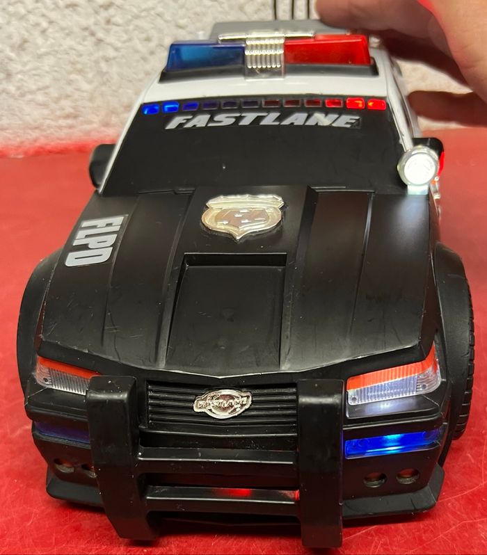 Voiture de police Fastlane - photo numéro 4