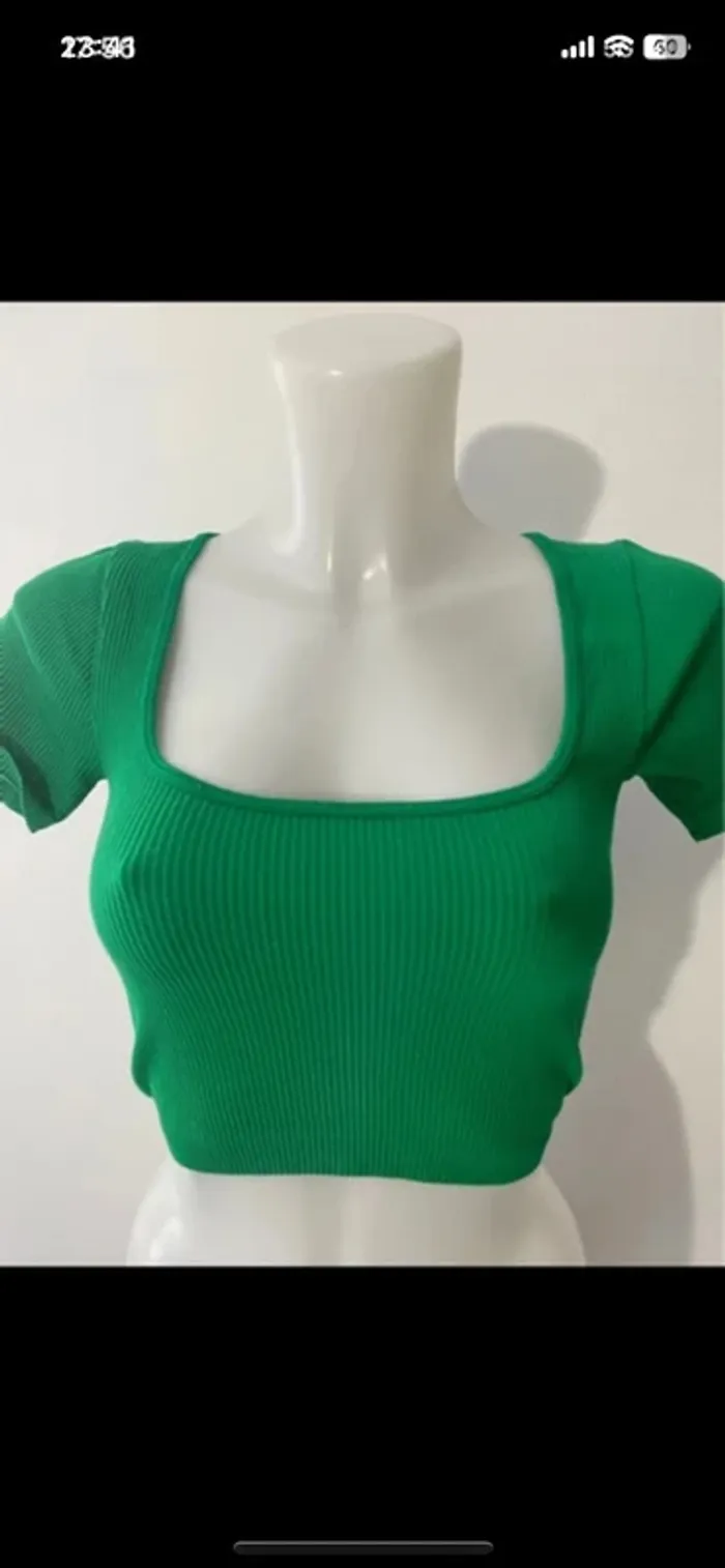 Top court stradivarius - photo numéro 3