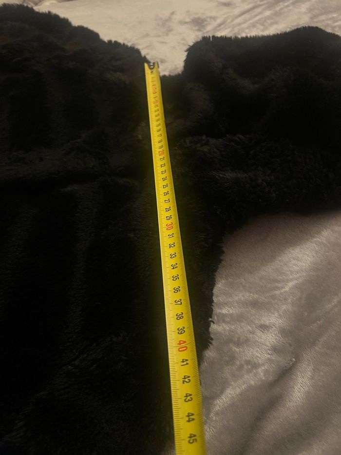 Manteau en fausse fourrure - photo numéro 4