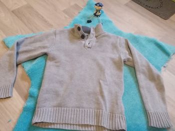 Pull gris 5/6 ans