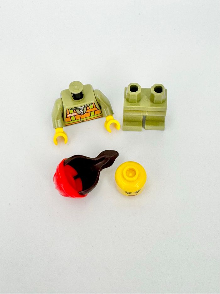 Lego Figurines City : Employée en tenue réglementaire du Train Cargo 60198 - NEUF - photo numéro 5