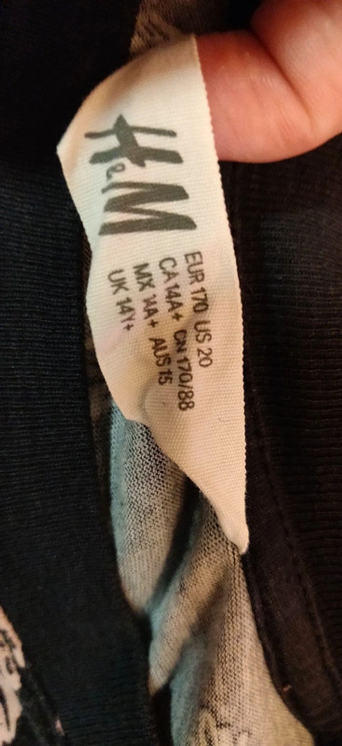 Tshirt mc noir palmiers multicolores H&M 14 ans - photo numéro 3