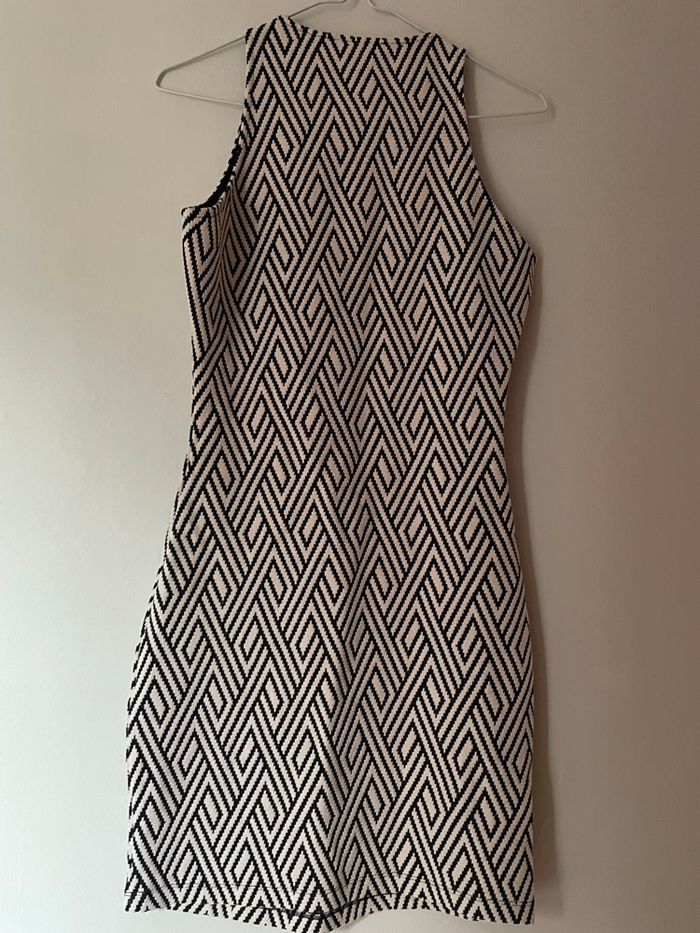 Robe Mango noir et blanc motif graphique femme - photo numéro 3