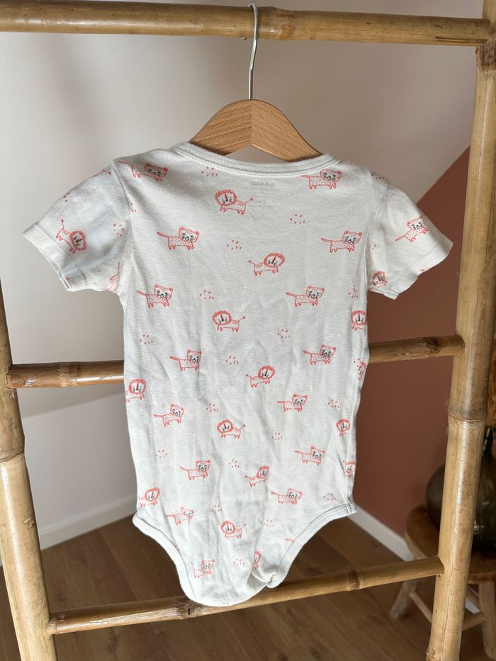 đ Bodie blanc Kiabi 24 mois đ - photo numĂ©ro 4