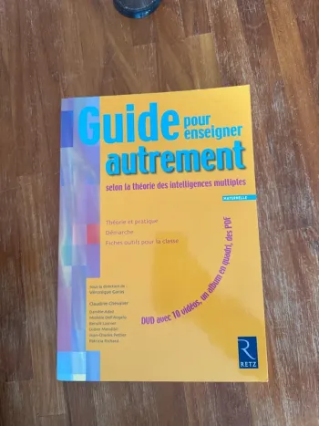 Livre guide pour renseigner autrement, selon la théorie des intelligences multiples