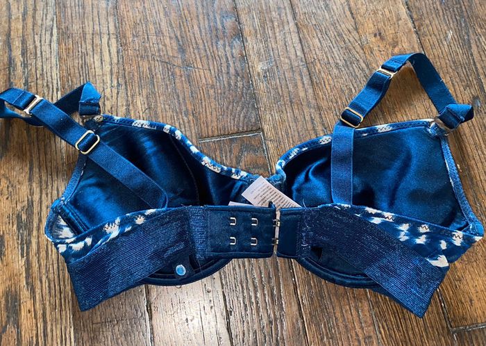 Soutien gorge stella McCartney  Taille 85 C - photo numéro 3