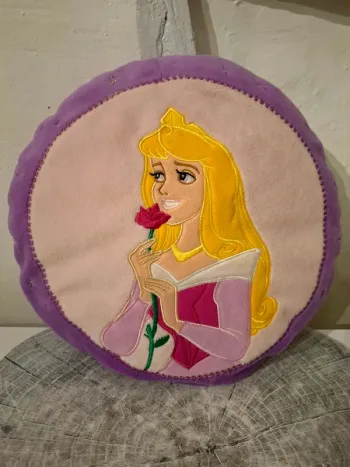 Coussin peluche princesse