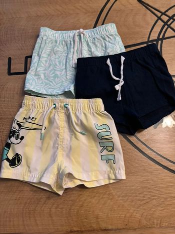 Lot 3 short garçon taille 9 mois