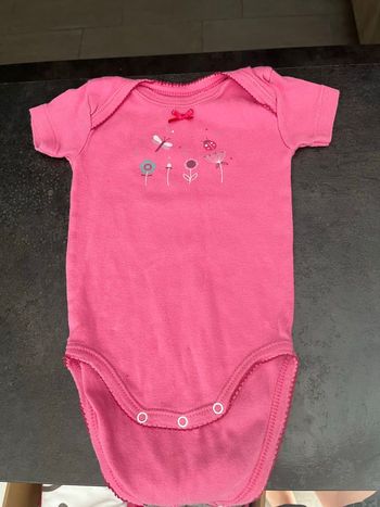 Petit  lot 9 mois été fille