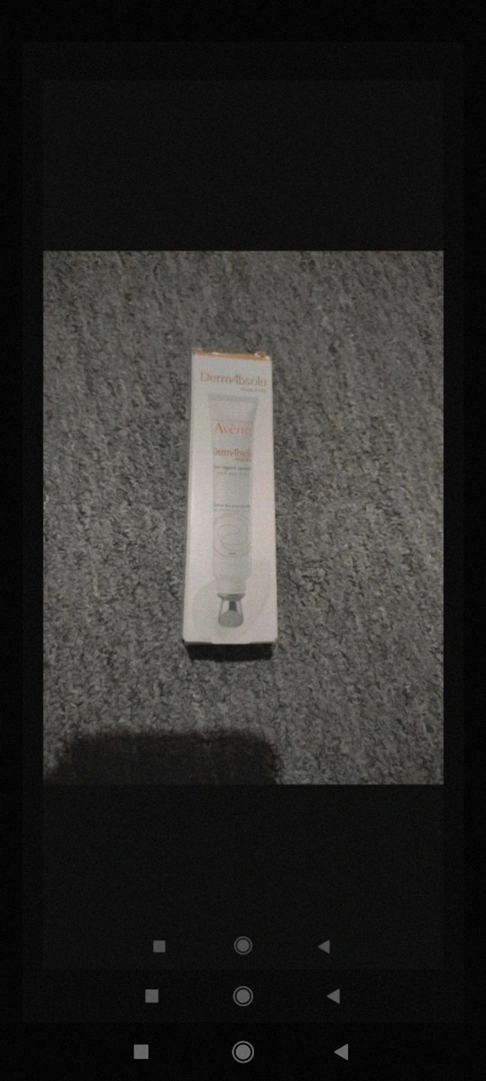 Avène contour des yeux