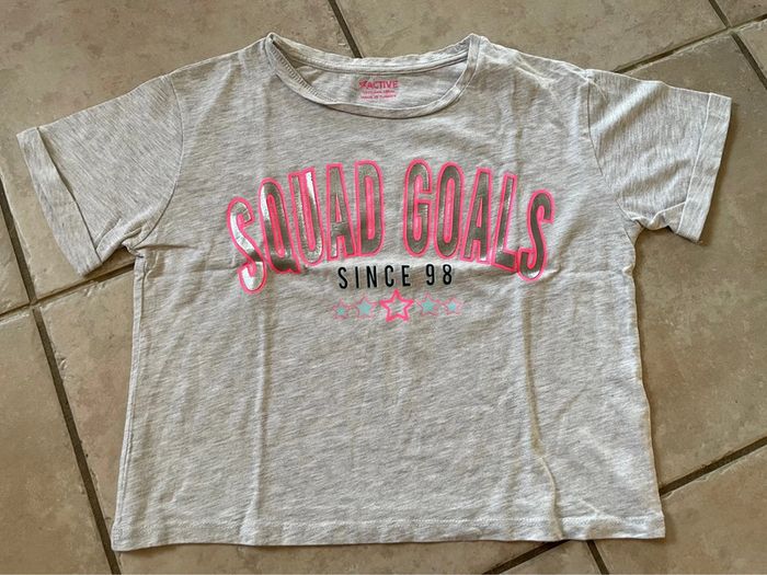 TEE shirt 10-11 ans