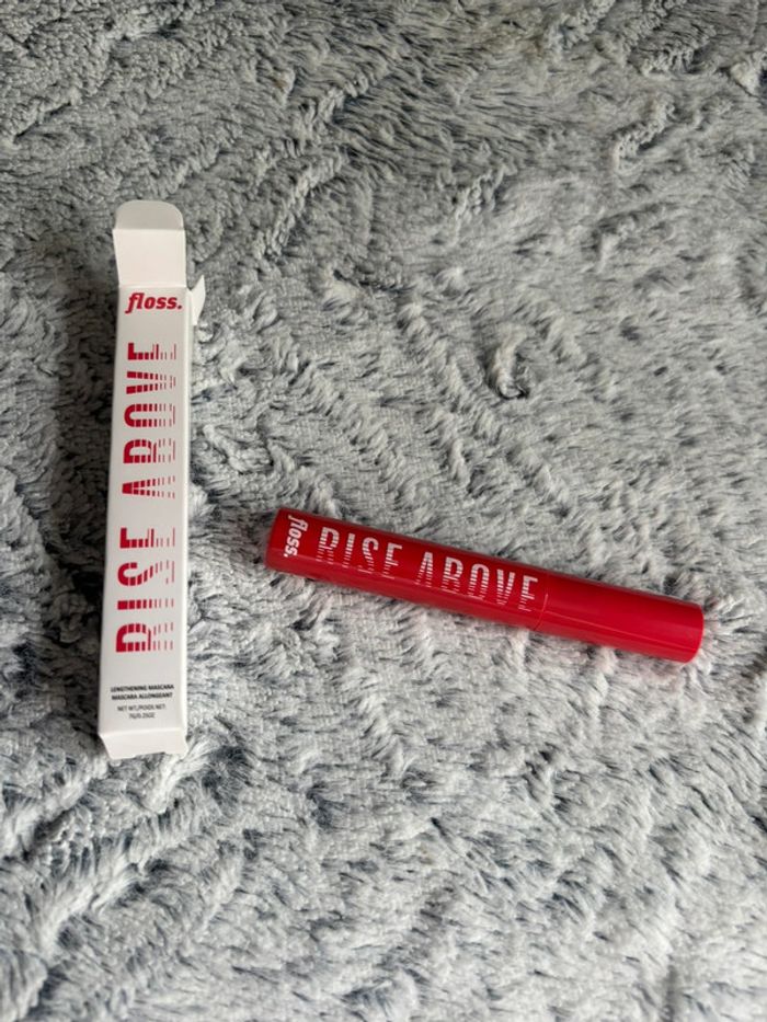 mascara noir allongeant floss