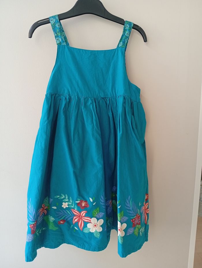 Robe DPAM 8 ans