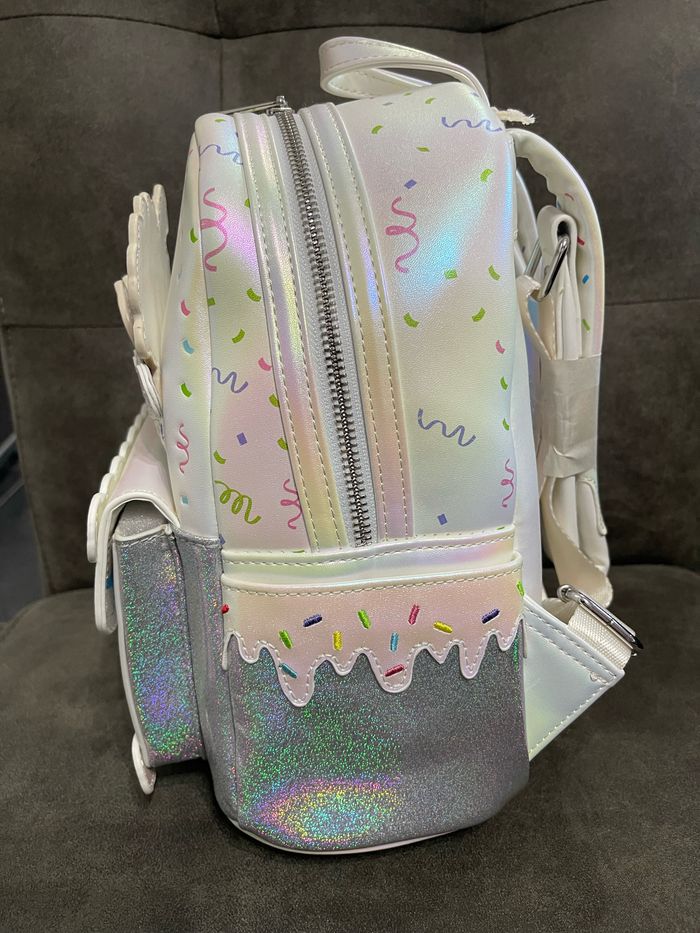 Disney Loungefly Mini Sac A Dos 100 Celebration Cake - photo numéro 4