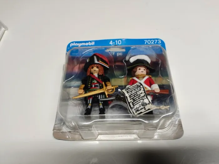Coffret pirate et soldat anglais playmobil