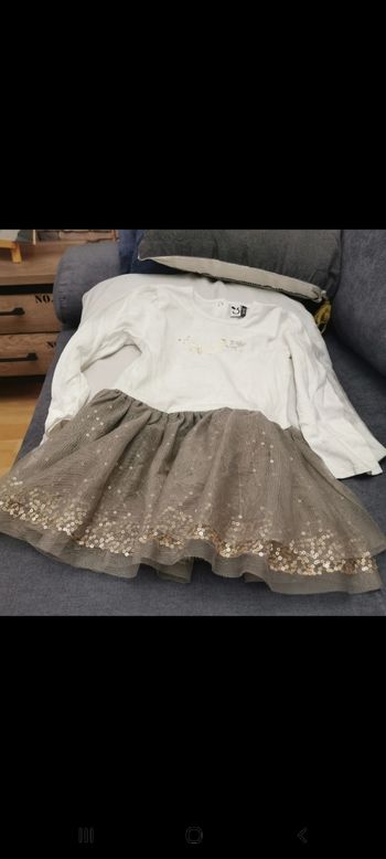 Robe bébé fille 18/24 "pom d'api "