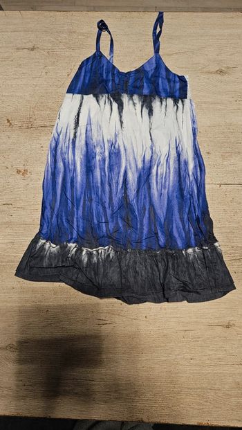 Robe d été à bretelles, mauve, noire et blanche, H&M Young, 8/9 ans, neuve