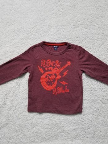 T-shirt taille 2 ans très bon état Kiabi