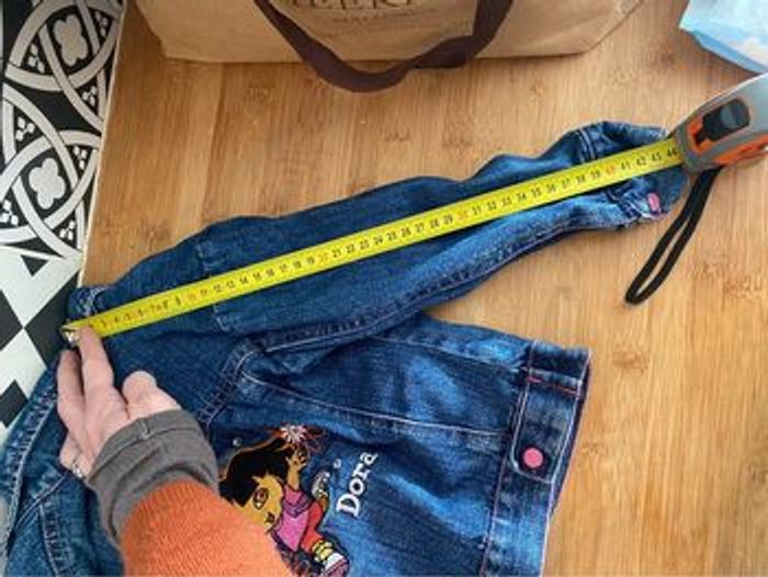 Veste jean brodée Dora  l’exploratrice - photo numéro 5