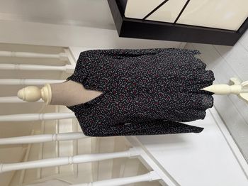 Chemise LH noire à motifs blancs et rouges