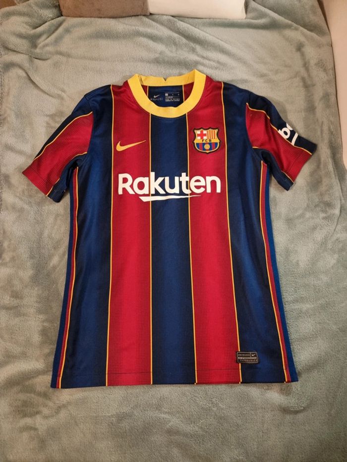 Nike
T-Shirt FC Barcelone taille 12-13 ans * foot * - photo numéro 2