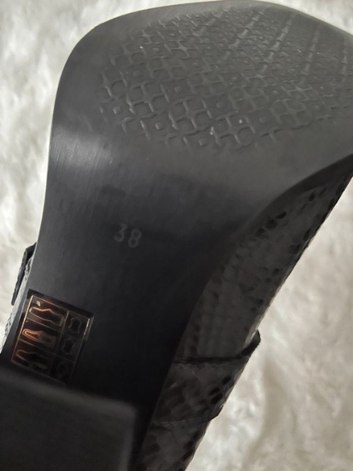 Escarpins noires avec brides en cuir Philippine Minelli 38 Talons 9 cm - photo numéro 10