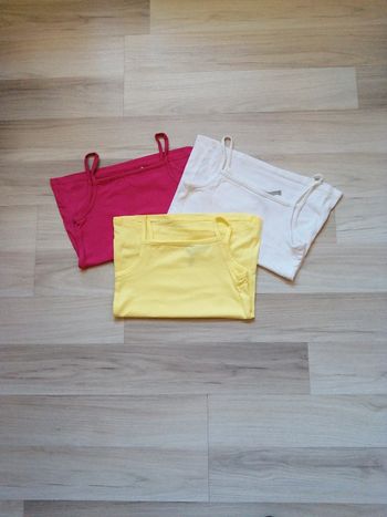 Lot 3 Tee-shirt à bretelles