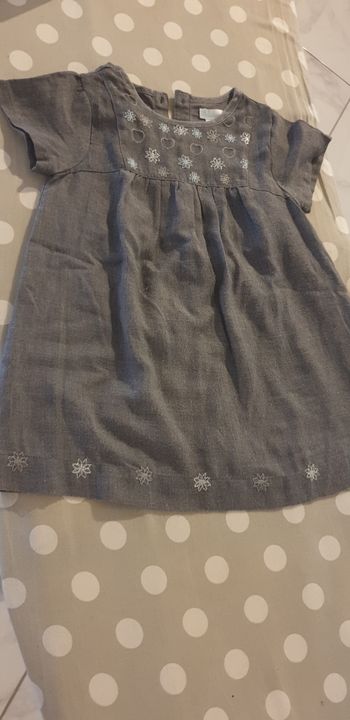 Robe manches courtes