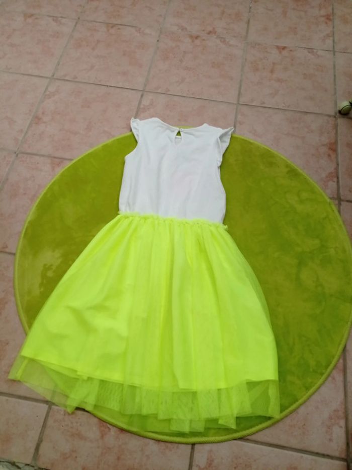 Robe blanche taille 11/12 ans - photo numéro 4