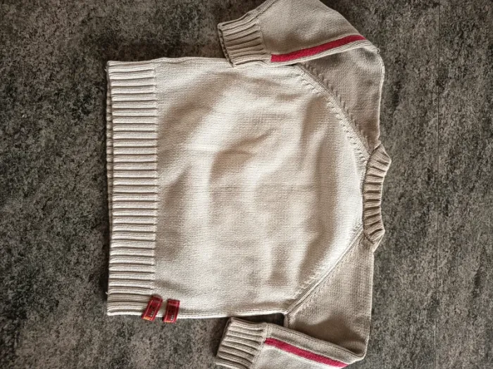 Pull taille 4 ans Disney - photo numéro 2