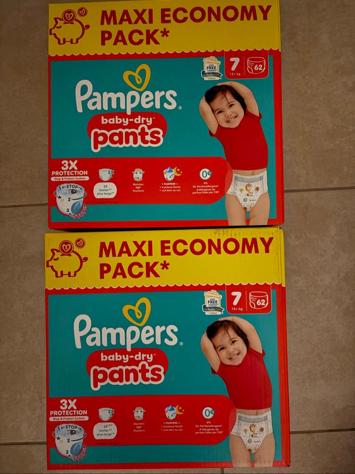 Couches Pampers Taille 7 Neuf
