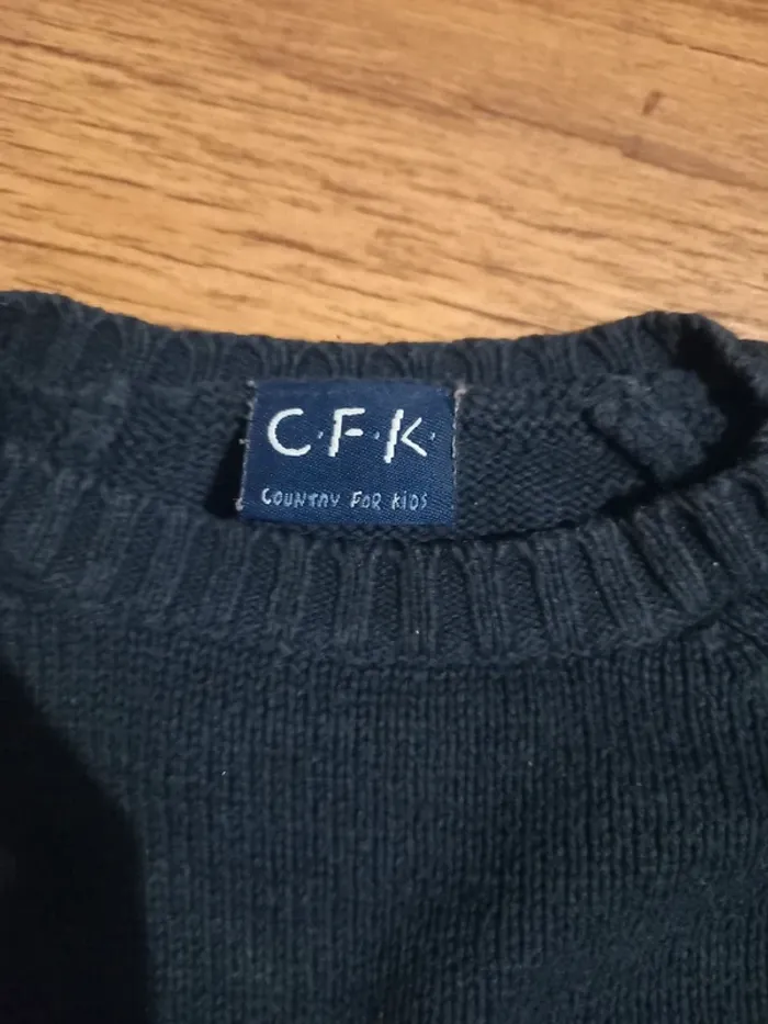 Lot pulls 2 ans - photo numéro 4