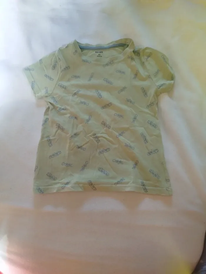 Tee shirt