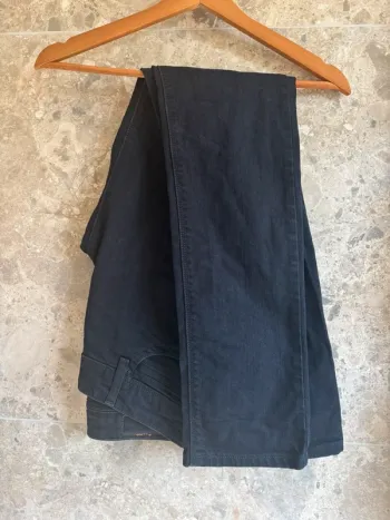 Jean Levi’s 571