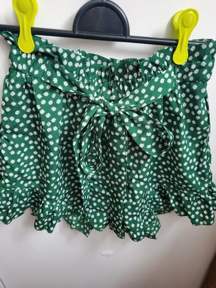 Ensemble Short s et tee-shirt vert - photo numéro 3