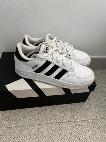 Baskets Adidas Blanches Taille (38)