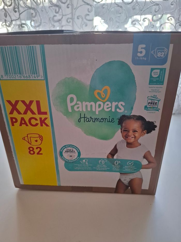 82 couches pampers Harmonie taille 5 - photo numéro 3