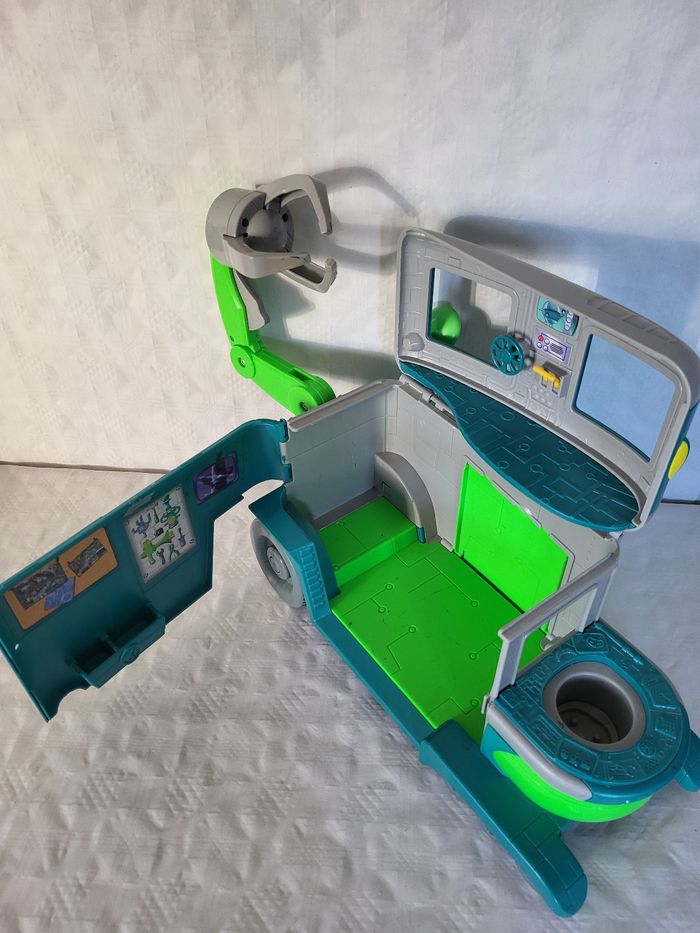 Quartier général de roméo + figurines - photo numéro 3