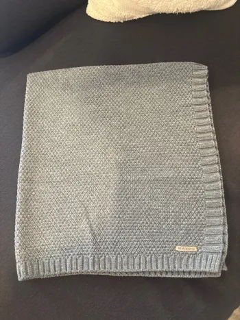 Couverture bébé grise