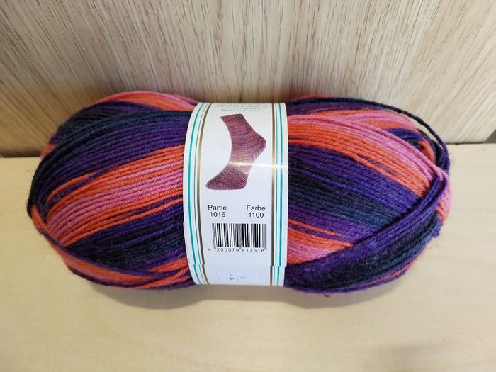 Pelote de laine spécial chaussettes