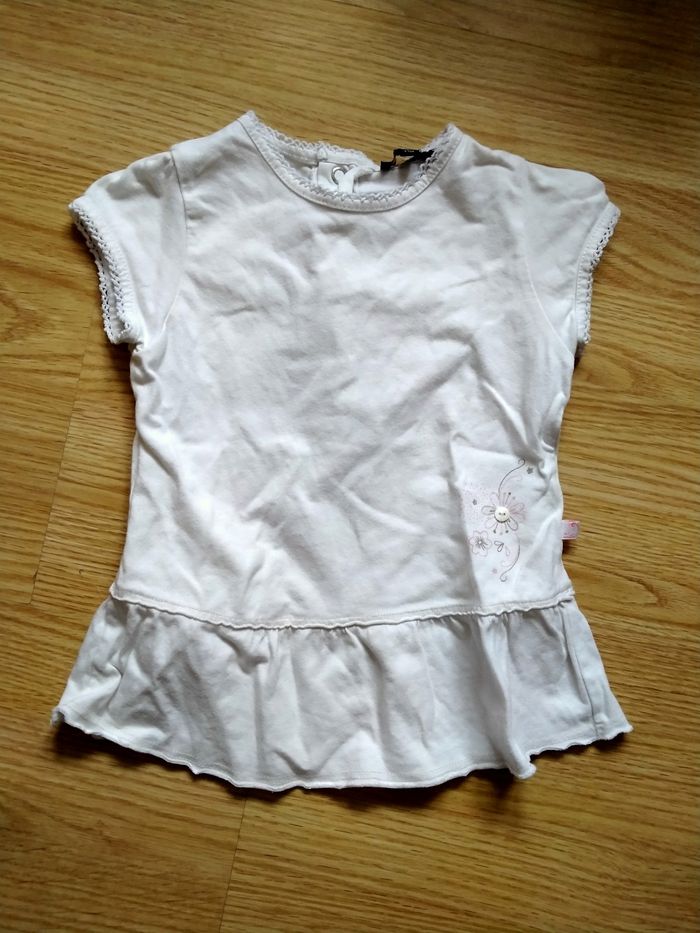 Tee shirt blanc. Terre de marins.
Taille 23 mois - photo numéro 2