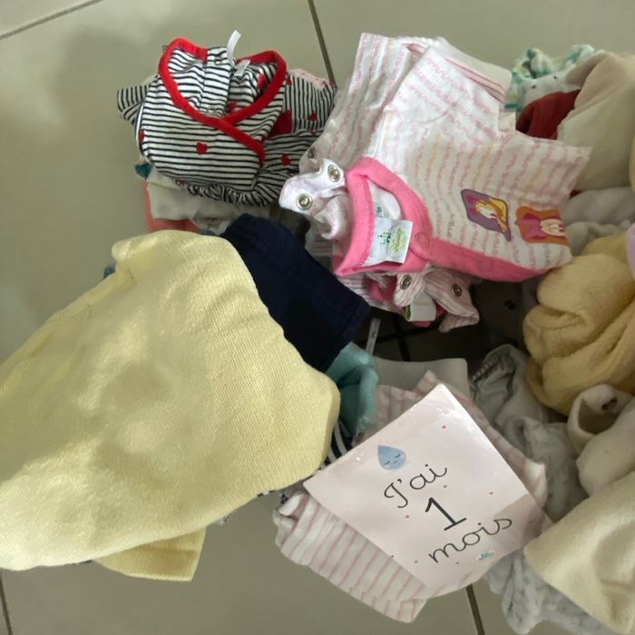 Lot vêtements 50 pièces - photo numéro 2