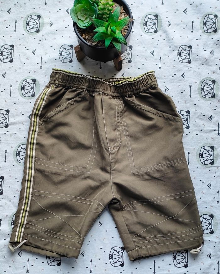 Short taille 18 mois