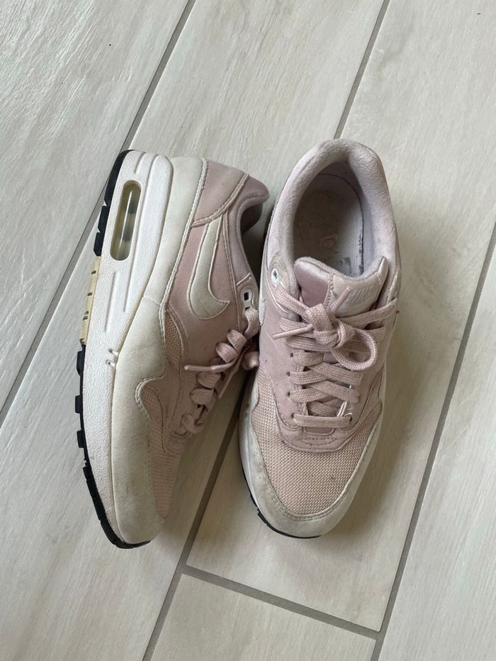 Chaussures Nike - photo numéro 3