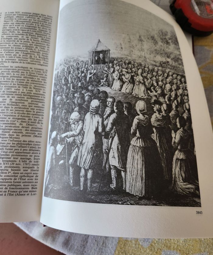 Livres de Collection 9 volumes dictionnaires encyclopédique d'histoire