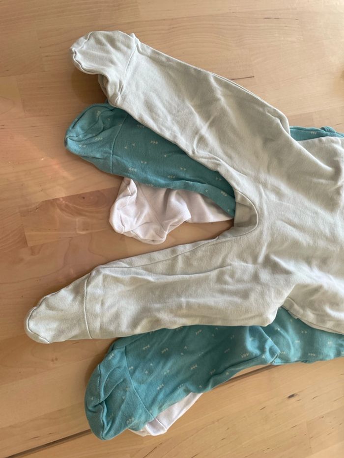 Lot de 3 pyjamas 6mois verbaudet - photo numéro 6