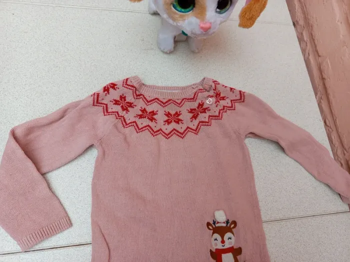 Robe avec des imprimé de Noël excellent etat taille 18mois - photo numéro 3