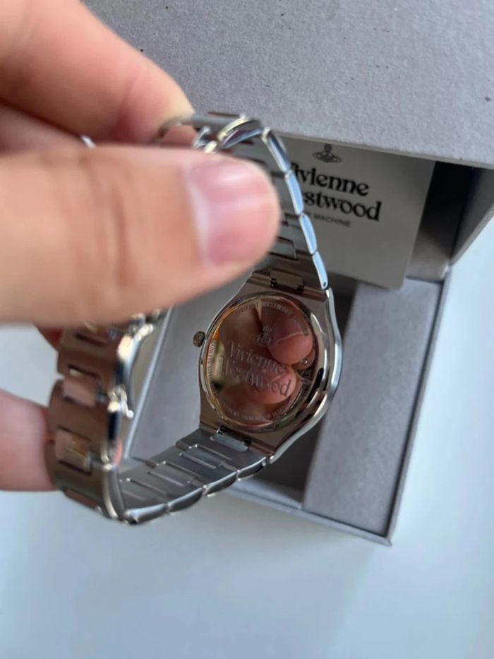 Montre Vivienne Westwood - photo numéro 5