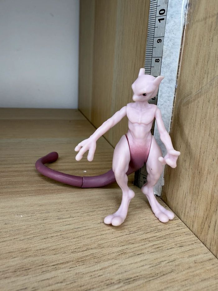 Figurine mewtow articulé Pokémon